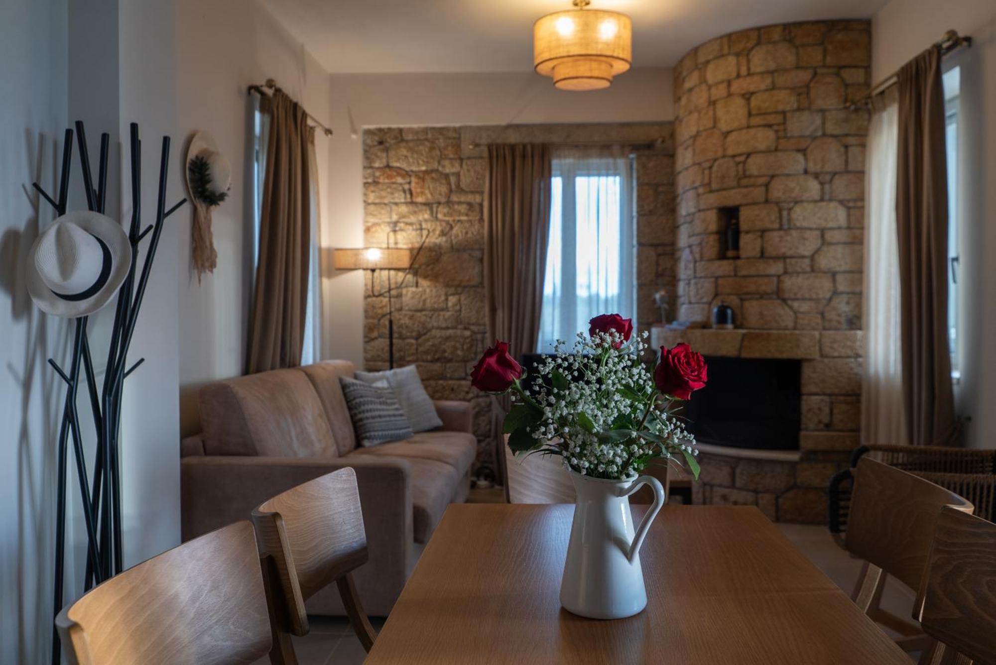 Mythos Villas Stoupa Luaran gambar